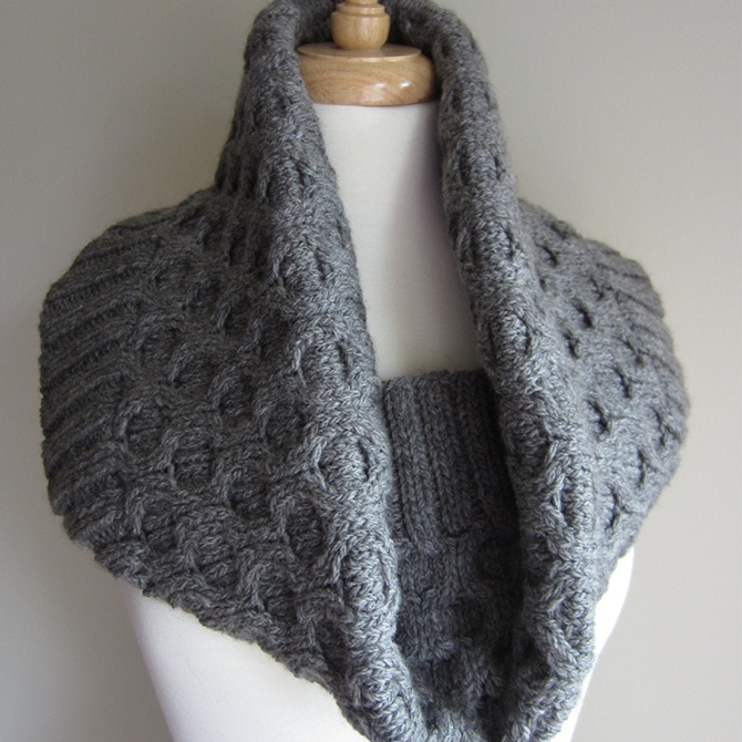 Fashion Forward Cowl - Leah Michelle Designs