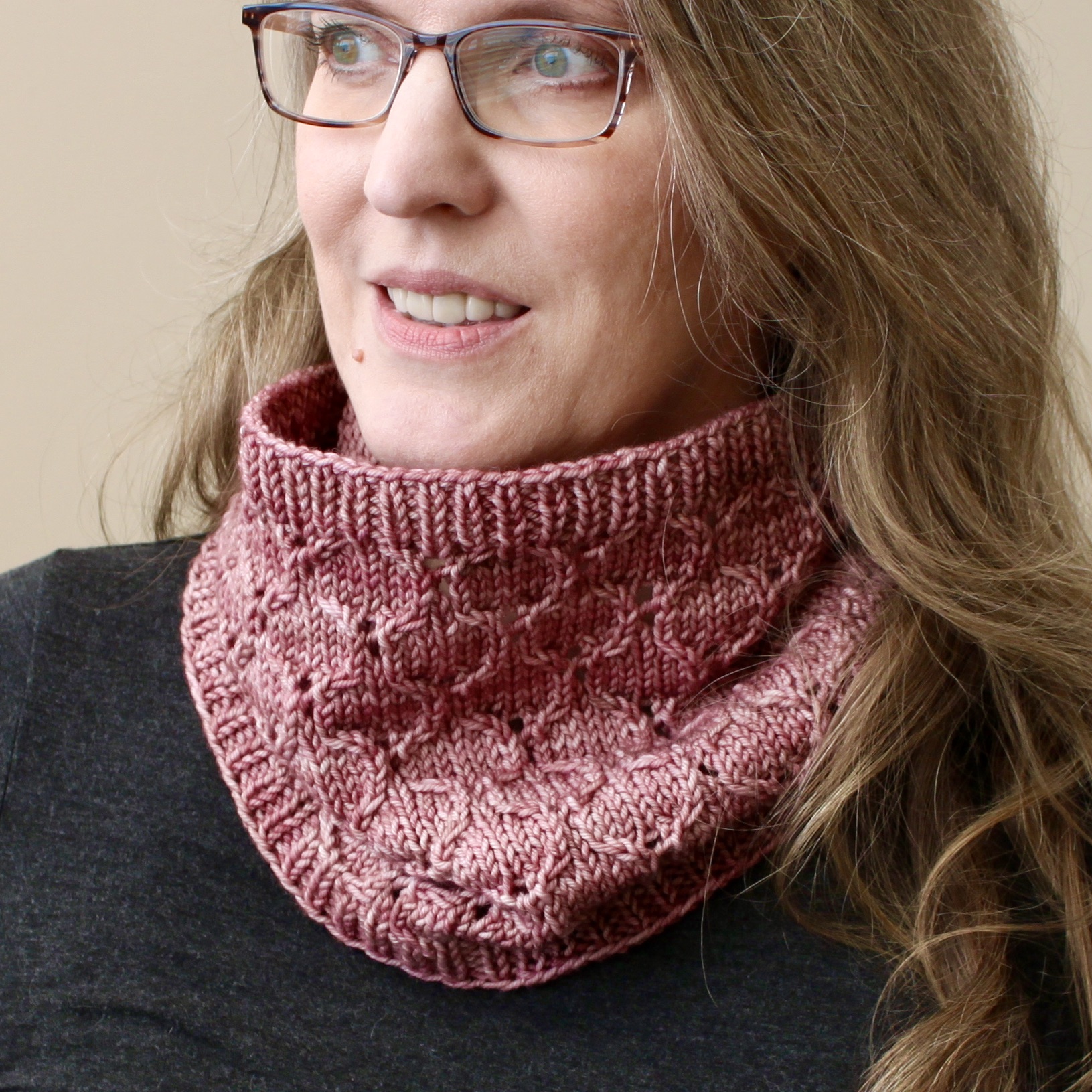 Honeycomb Eyelet Cowl - Leah Michelle Designs